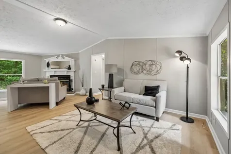 60 Dawson Lane Gordonsville TN 38563