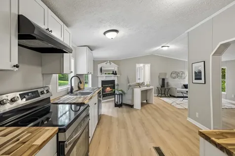 60 Dawson Lane Gordonsville TN 38563