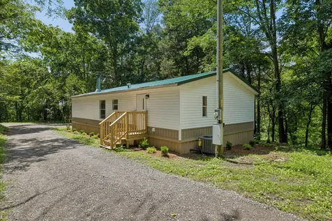 60 Dawson Lane Gordonsville TN 38563