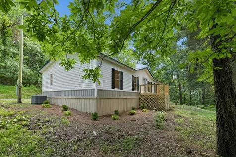 60 Dawson Lane Gordonsville TN 38563