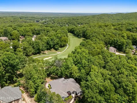 26 Bent Oak Lane Crossville TN 38558