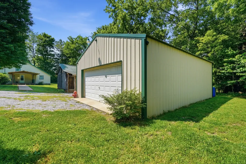 6471 Highway 161 Springfield TN 37172