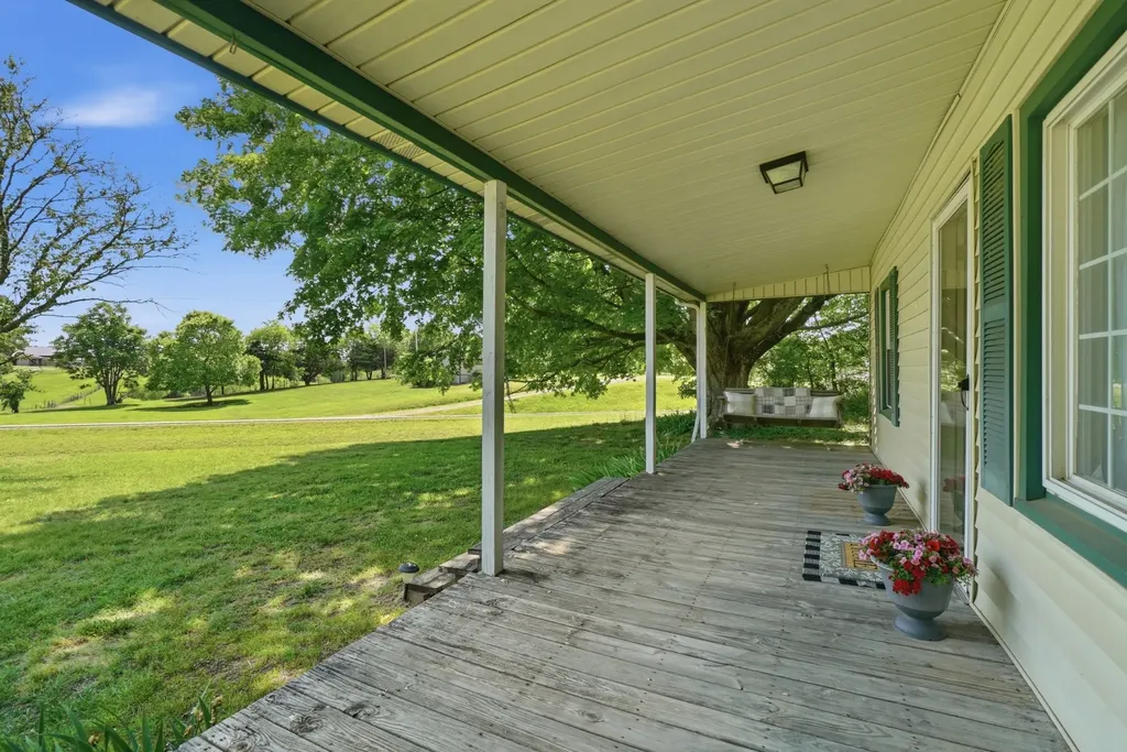 6471 Highway 161 Springfield TN 37172