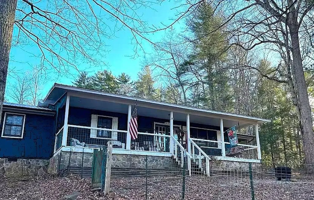 1522 Turkey Creek Road Tellico Plains TN 37385