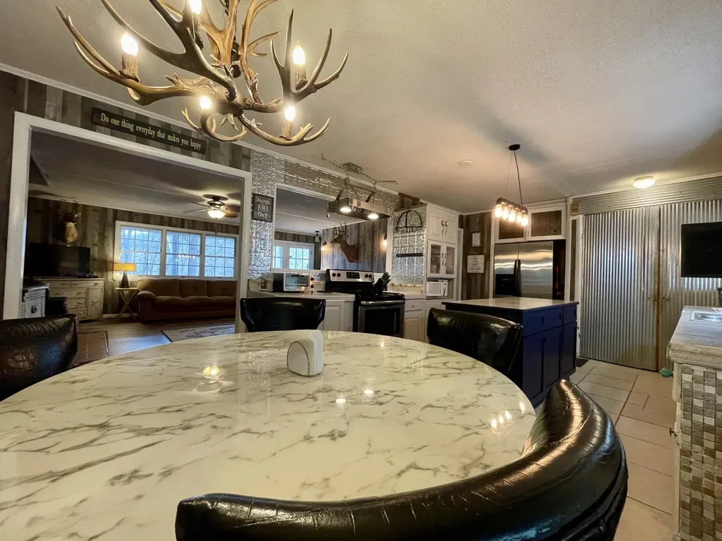 1522 Turkey Creek Road Tellico Plains TN 37385