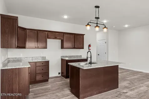 972 Lacy Court Sevierville TN 37862