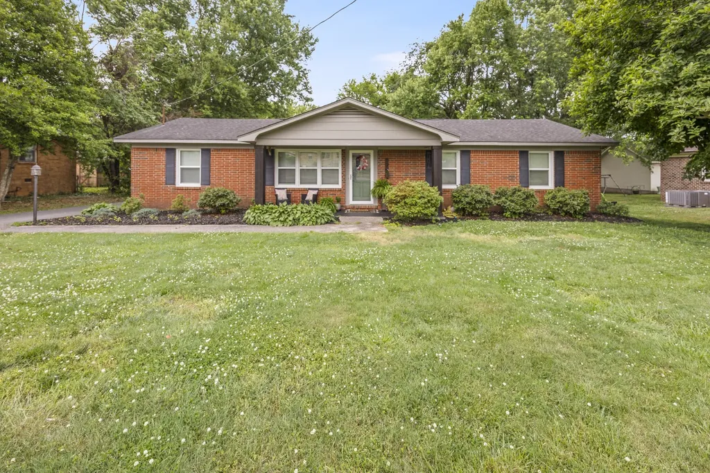 112 Bel Aire Drive Winchester TN 37398