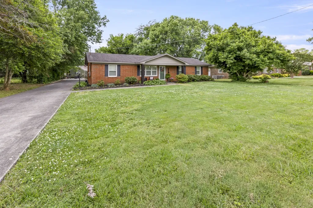 112 Bel Aire Drive Winchester TN 37398
