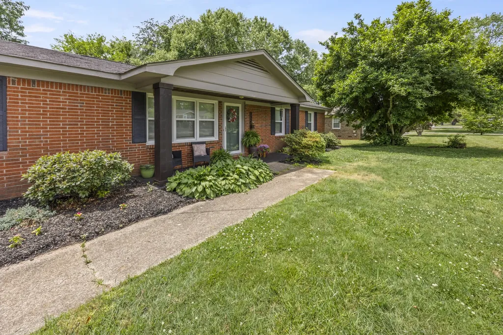 112 Bel Aire Drive Winchester TN 37398