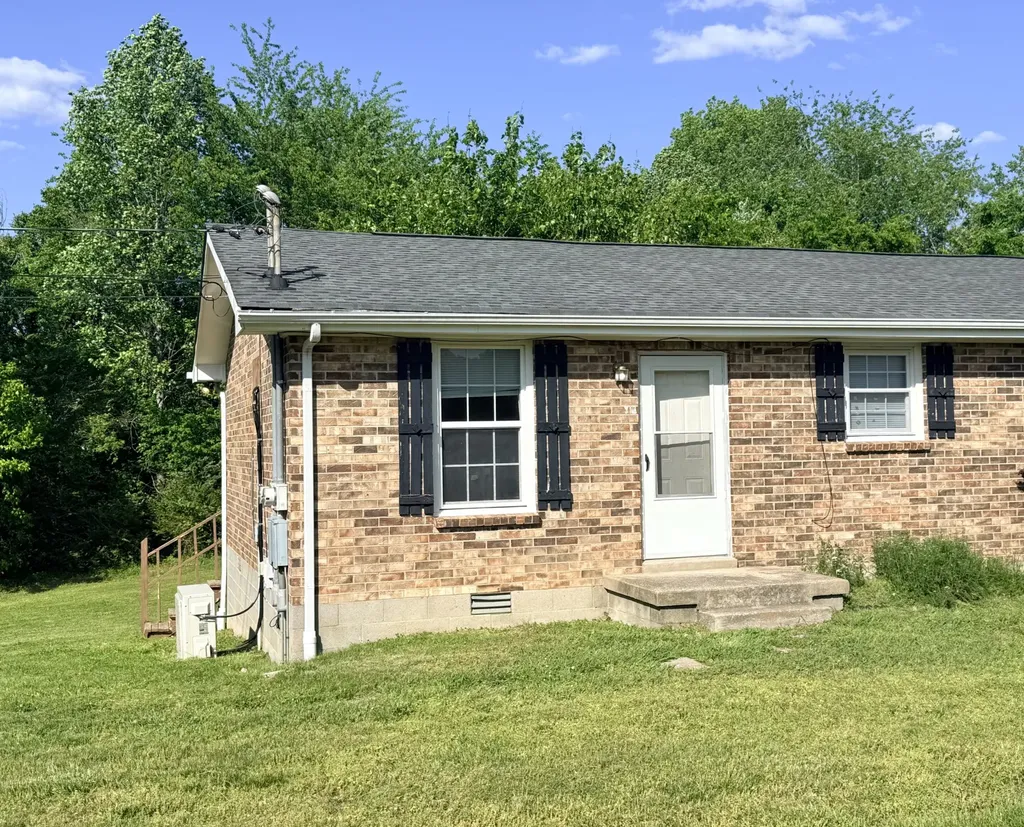 2121 Bracey Joelton TN 37080