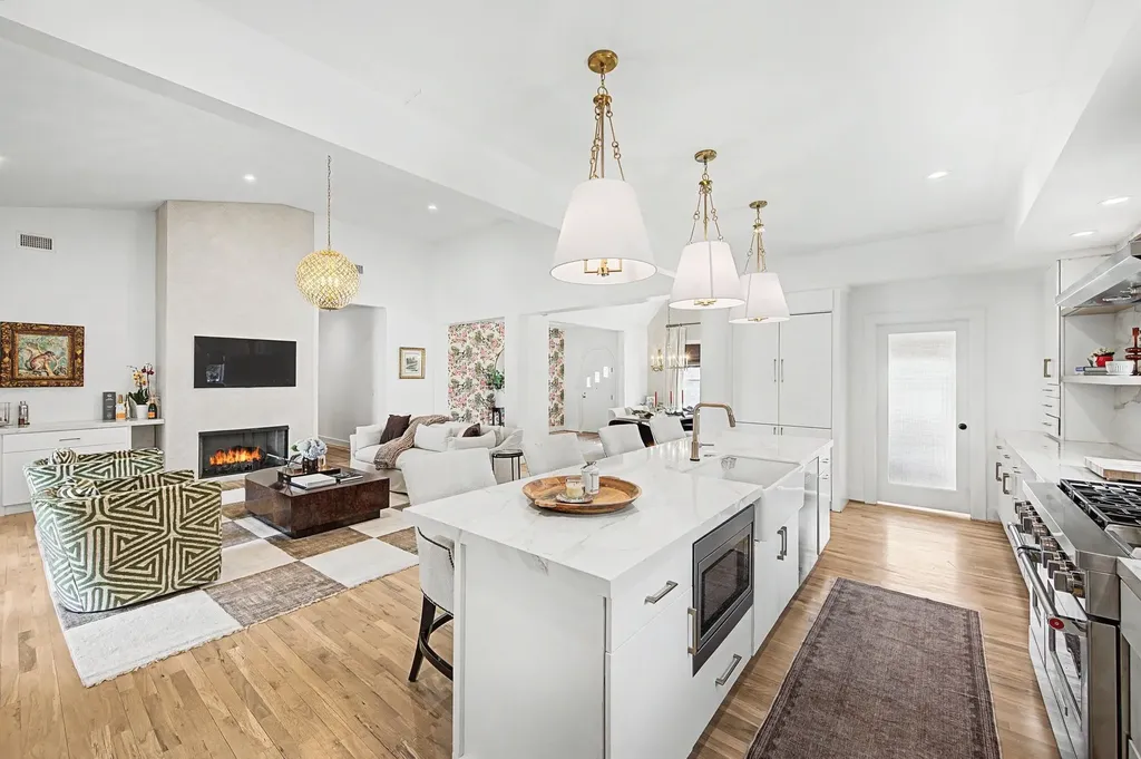2012 Cedar Lane Nashville TN 37212