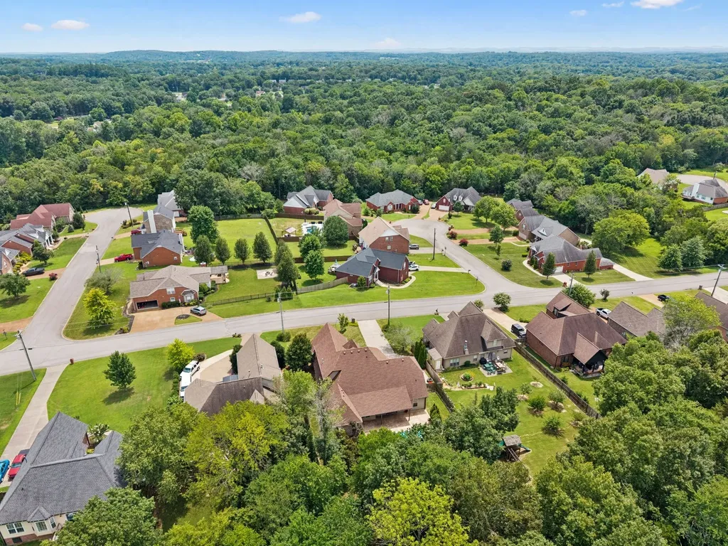 237 Quad Oak Drive Mount Juliet TN 37122