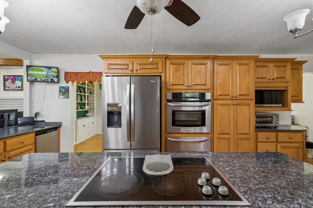 3456 Old Rock Island Road Rock Island TN 38581