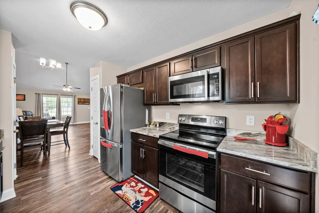 505 Burgess Court Clarksville TN 37042