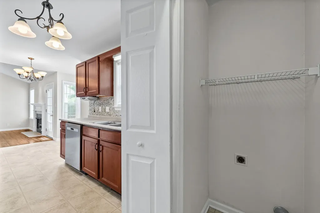 3865 Roscommon Way Clarksville TN 37040