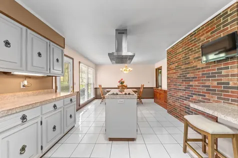1839 Polly Adams Road Belfast TN 37019
