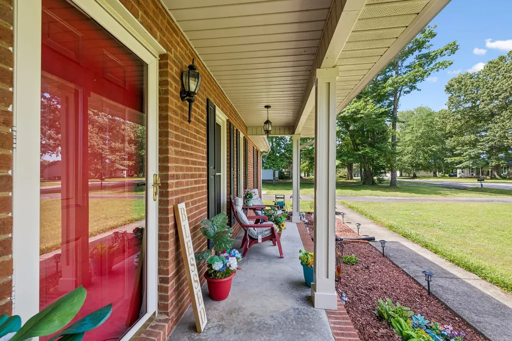 2117 Safe Haven Circle Estill Springs TN 37330