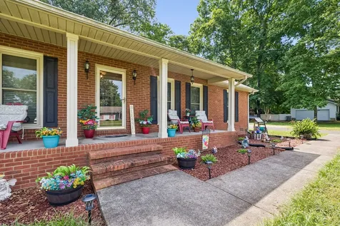 2117 Safe Haven Circle Estill Springs TN 37330
