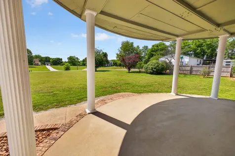 2673 Mcknight Road Culleoka TN 38451