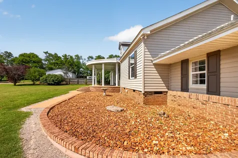 2673 Mcknight Road Culleoka TN 38451