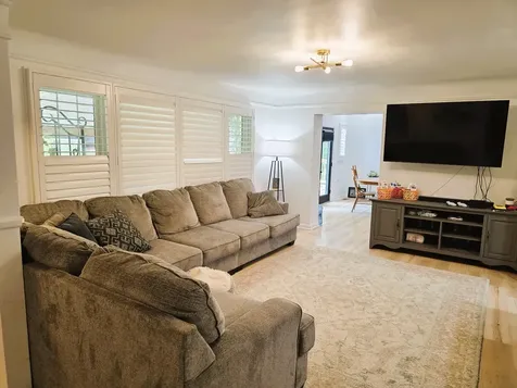 1975 Kelly Road Holladay TN 38341