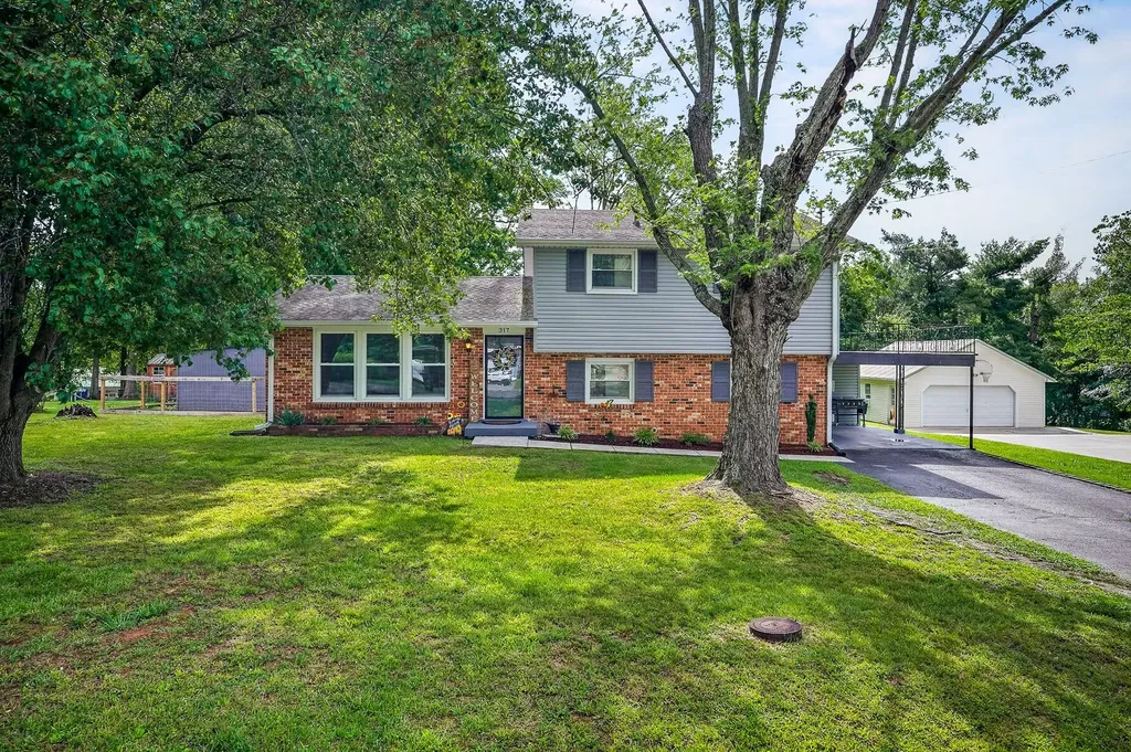 317 Lakeshore Drive Mcminnville TN 37110