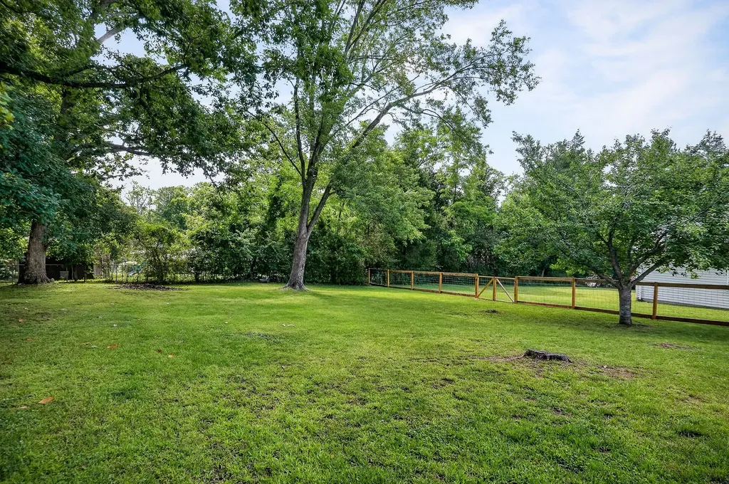 317 Lakeshore Drive Mcminnville TN 37110
