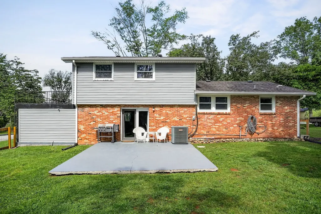 317 Lakeshore Drive Mcminnville TN 37110