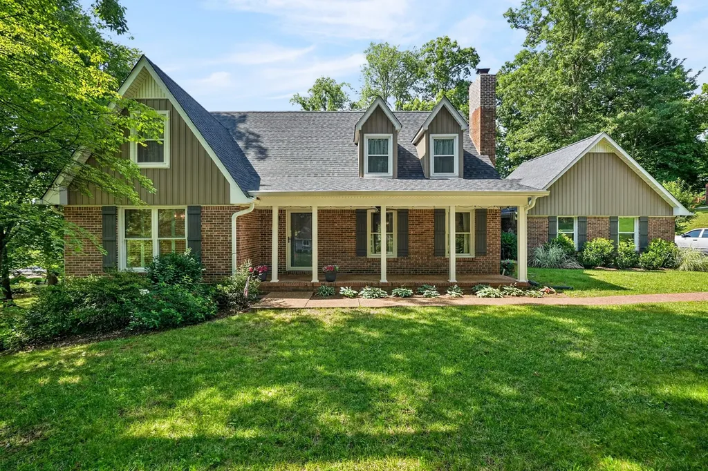 201 Hickory Boulevard Mcminnville TN 37110