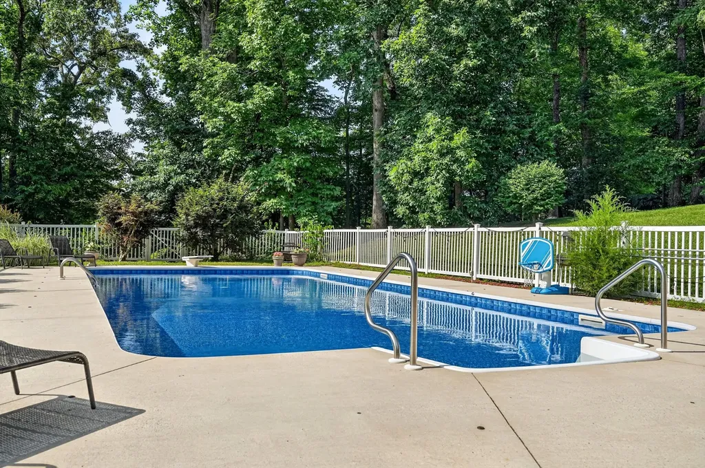 201 Hickory Boulevard Mcminnville TN 37110