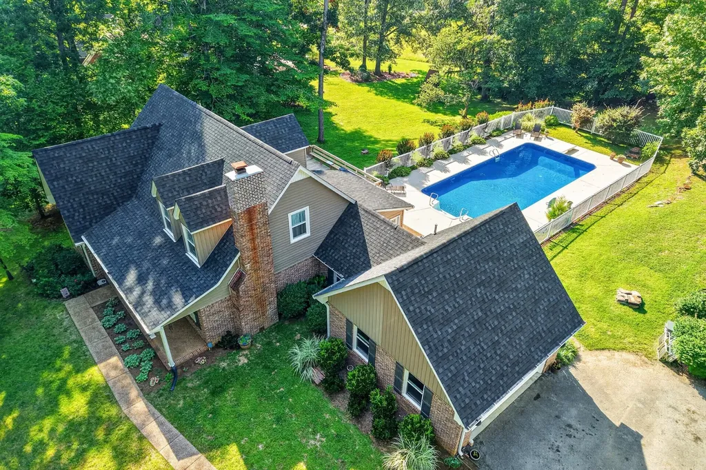 201 Hickory Boulevard Mcminnville TN 37110