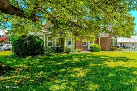 526 Belle Avenue Sevierville TN 37862