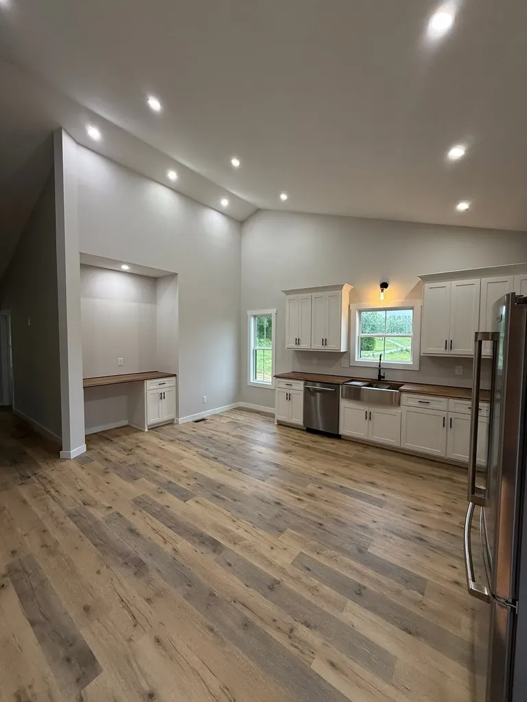 584 Buckeye Road Cumberland City TN 37050