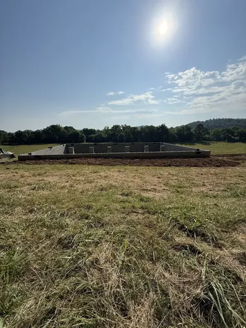 584 Buckeye Road Cumberland City TN 37050