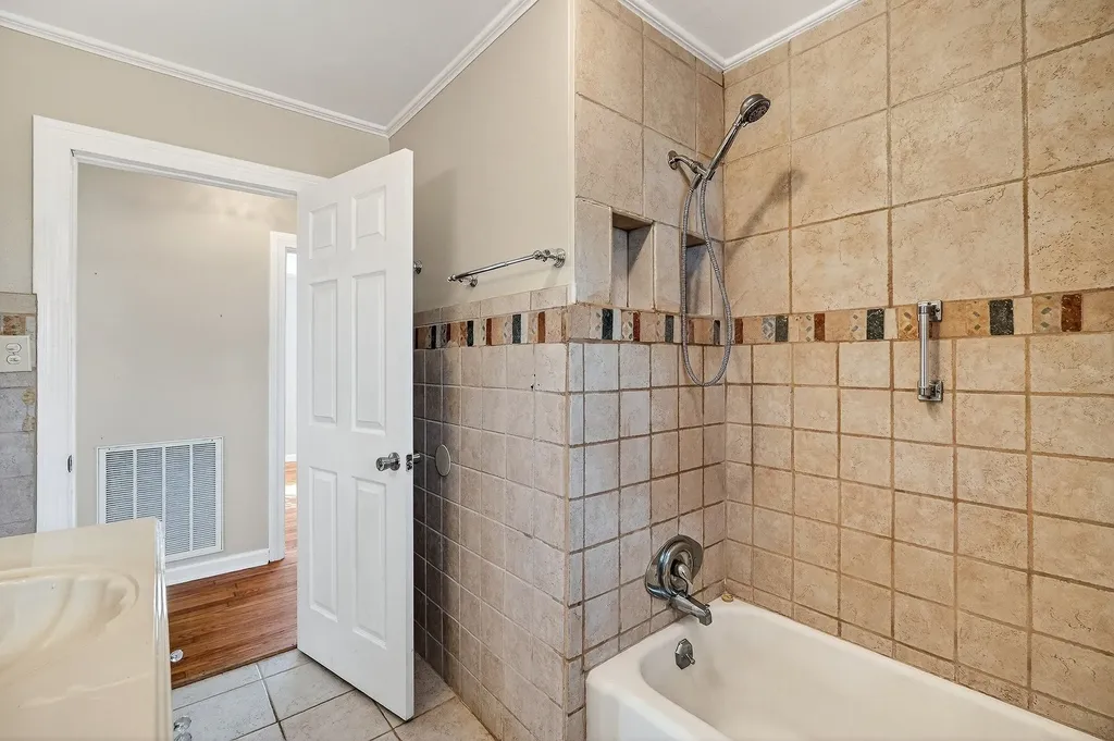 111 Roosevelt Road Mcminnville TN 37110