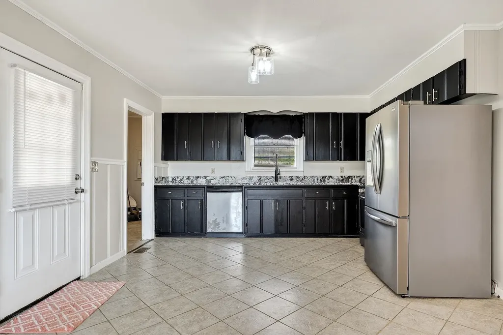 111 Roosevelt Road Mcminnville TN 37110