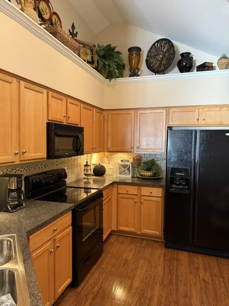825 Browns Lane Gallatin TN 37066