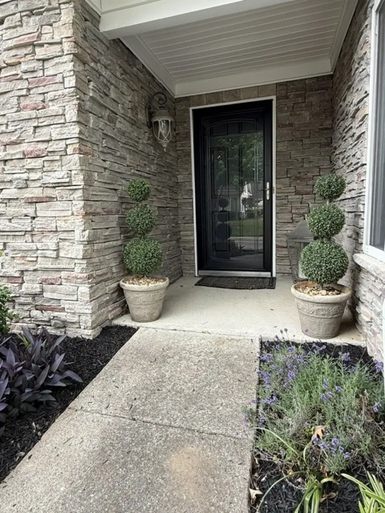 825 Browns Lane Gallatin TN 37066