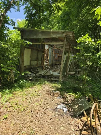 701 Stinson Road Bon Aqua TN 37025