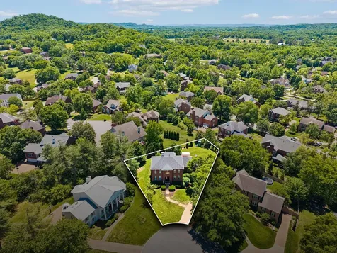 911 Riverbend Road Nashville TN 37221