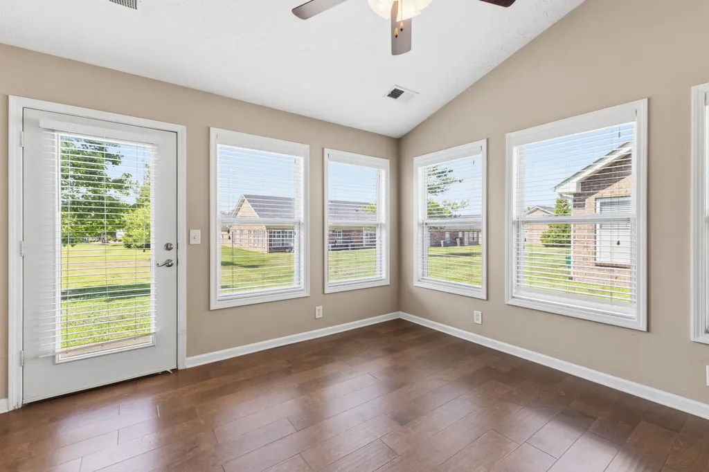 395 Devon Chase Hill Gallatin TN 37066