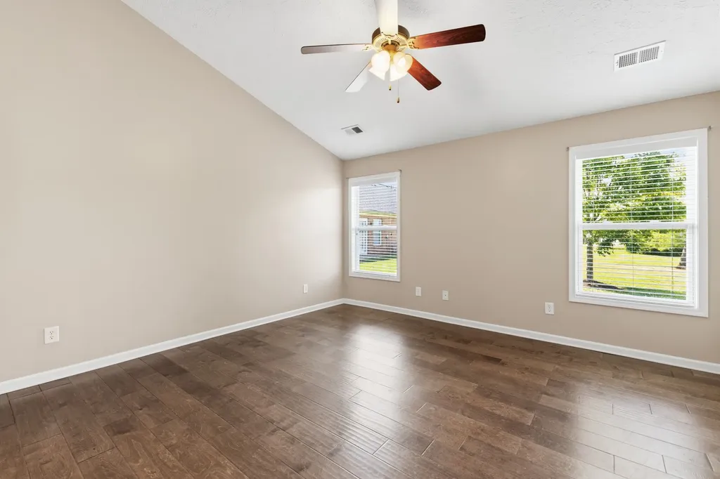395 Devon Chase Hill Gallatin TN 37066