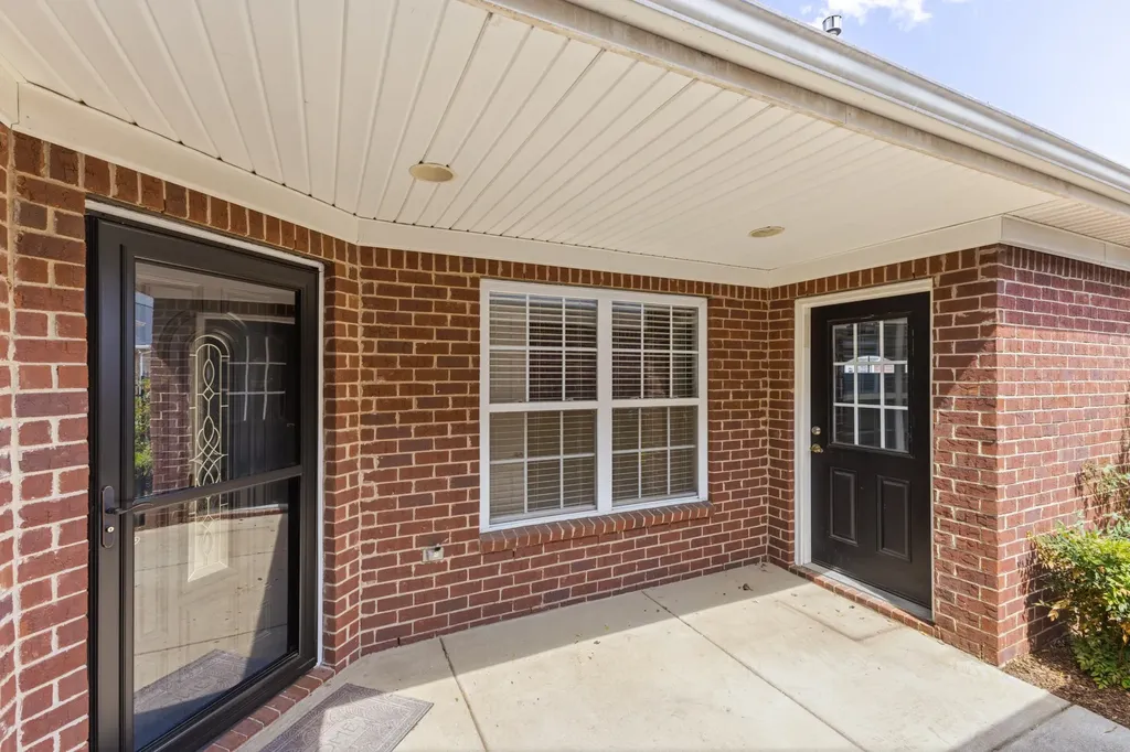395 Devon Chase Hill Gallatin TN 37066