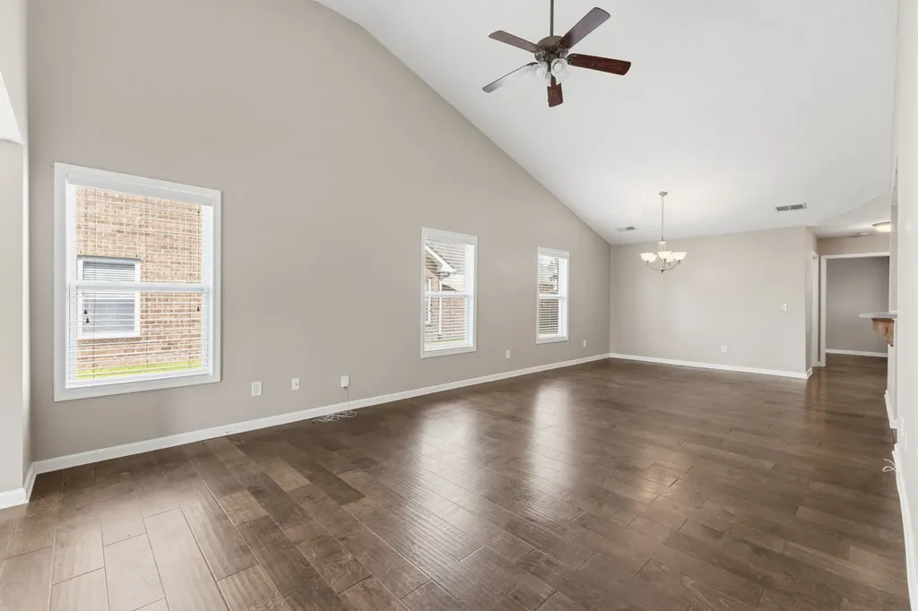 395 Devon Chase Hill Gallatin TN 37066
