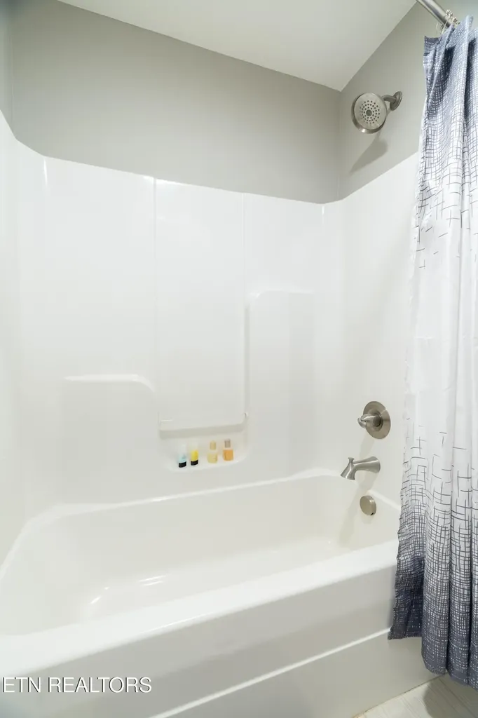 12624 Red Fox Drive Knoxville TN 37922