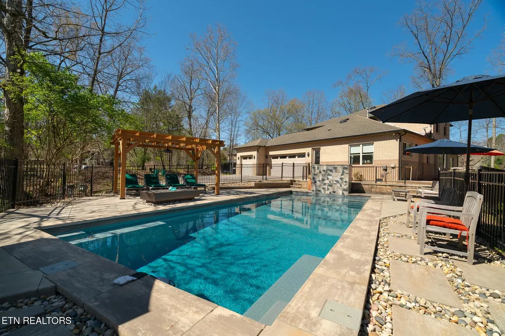 12624 Red Fox Drive Knoxville TN 37922
