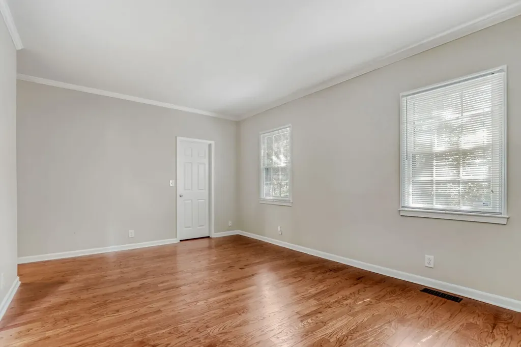 229 Westchase Drive Nashville TN 37205
