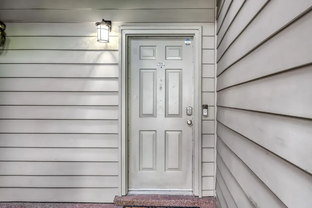 229 Westchase Drive Nashville TN 37205