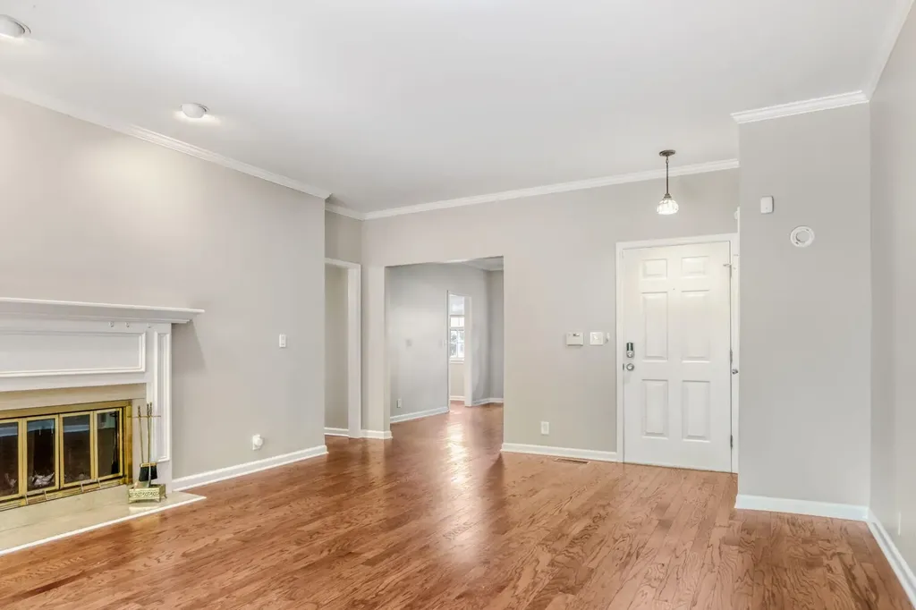 229 Westchase Drive Nashville TN 37205