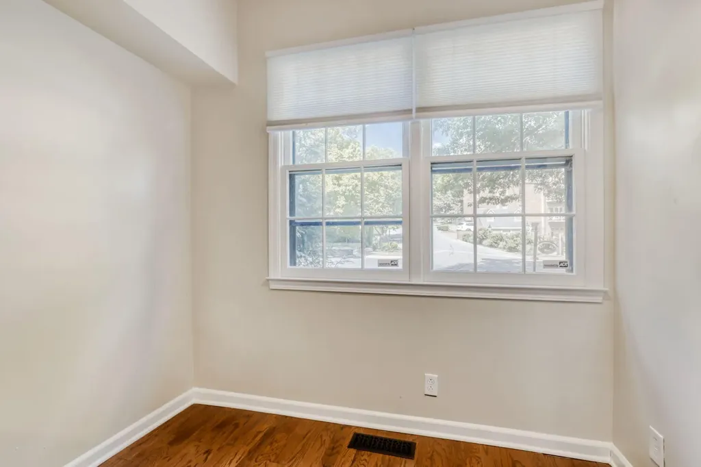 229 Westchase Drive Nashville TN 37205